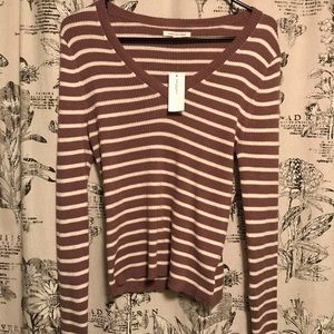 American Eagle Fitted Sweater